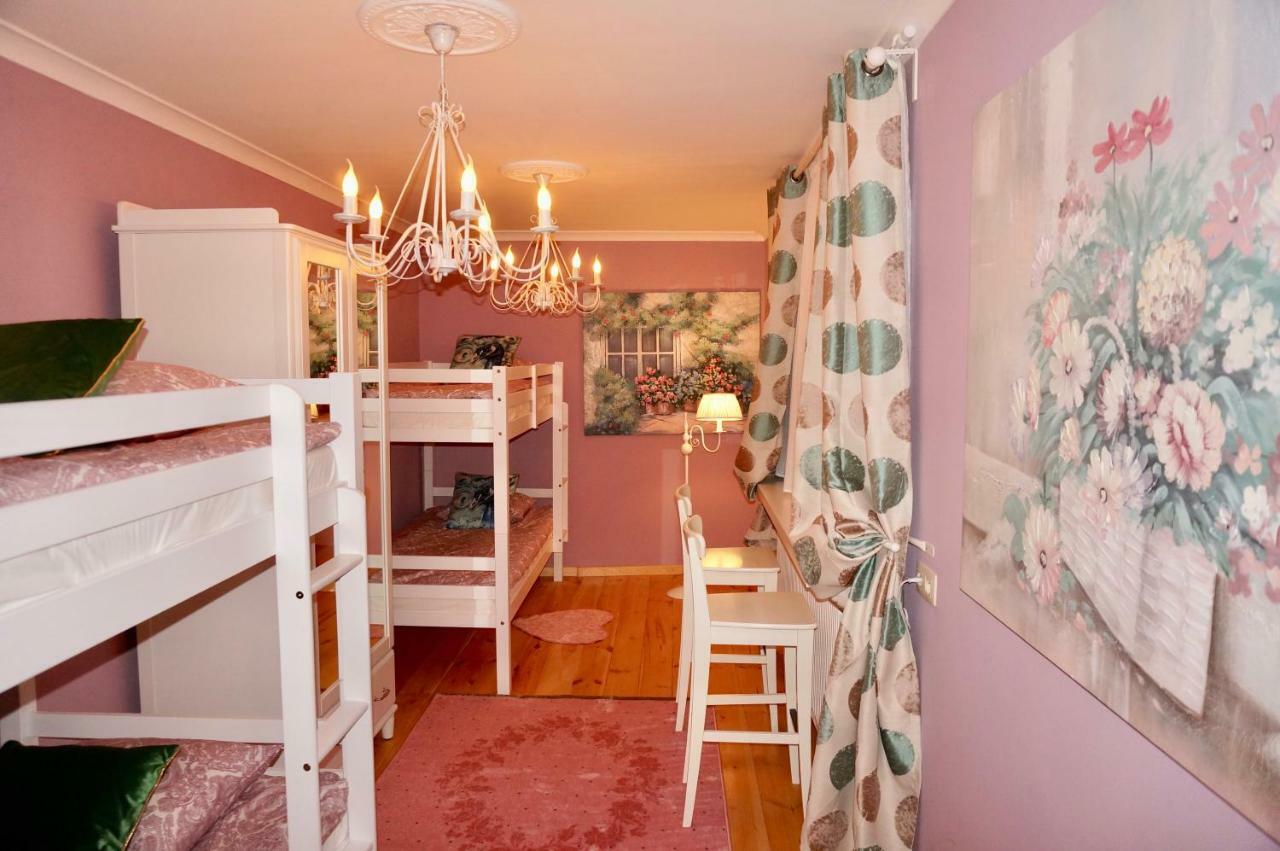 Appartement Dubois Apartments. *