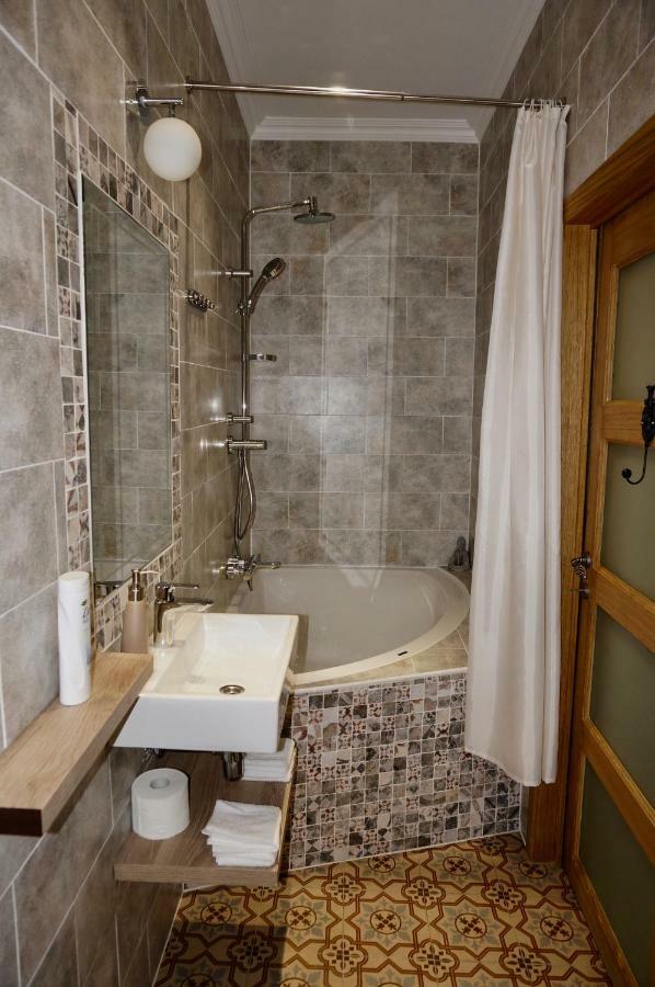 Appartement Dubois Apartments. *
