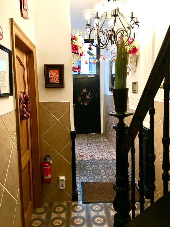 Dubois Apartments. Appartement *