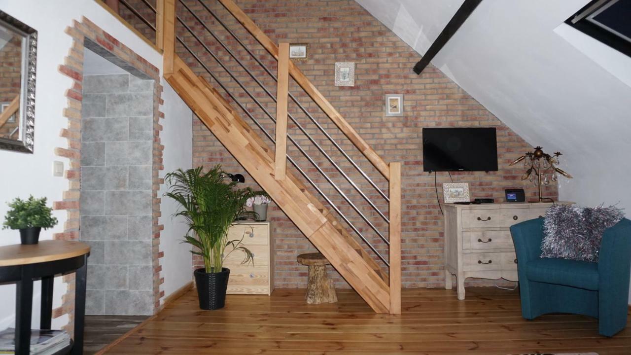 Dubois Apartments. Appartement *